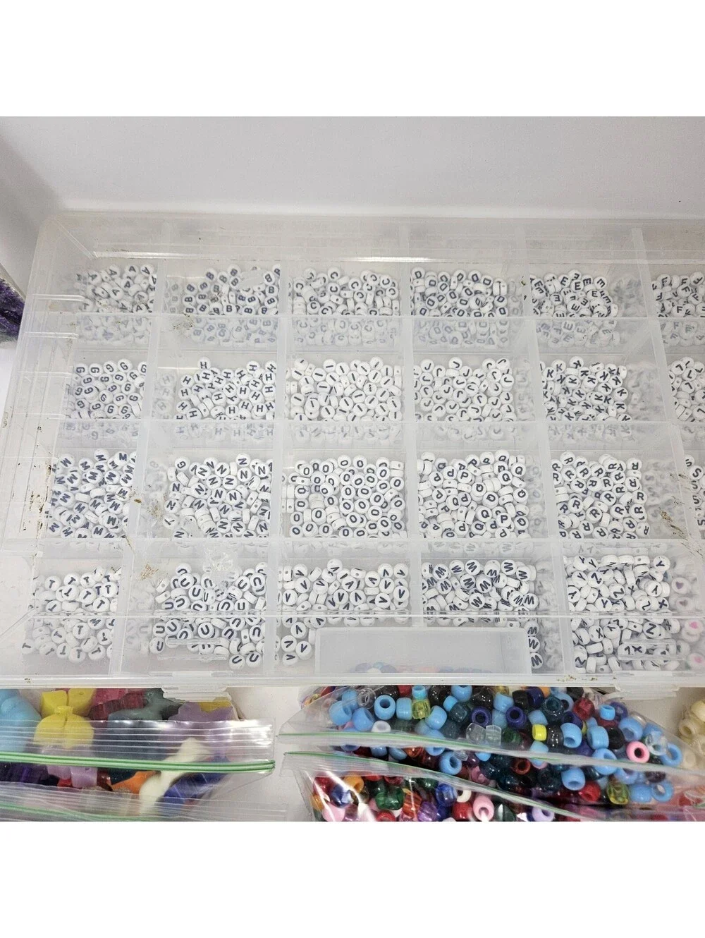 Large Lot Of Loose Beads Costume Kids Crafting Jewelry Making Alphabet Organizer